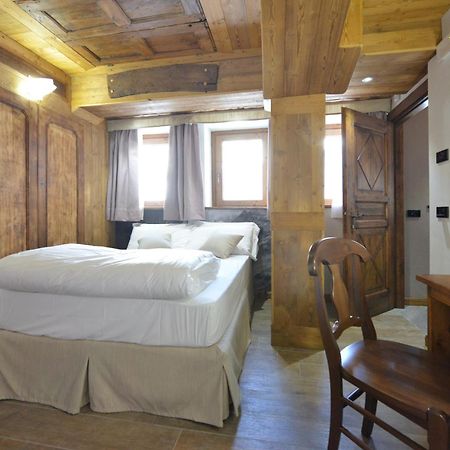 Mollino Rooms Breuil-Cervinia Bagian luar foto