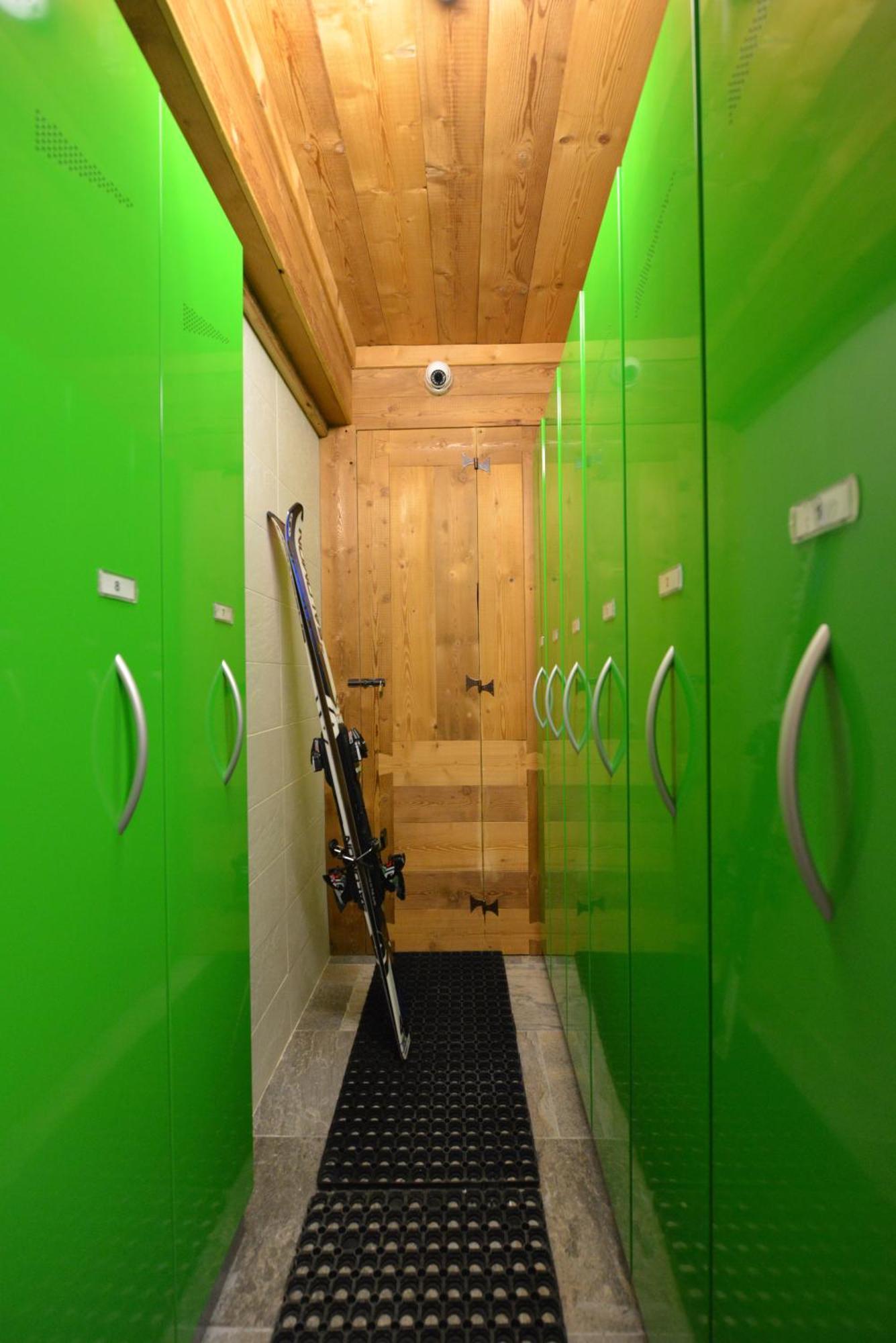 Mollino Rooms Breuil-Cervinia Bagian luar foto