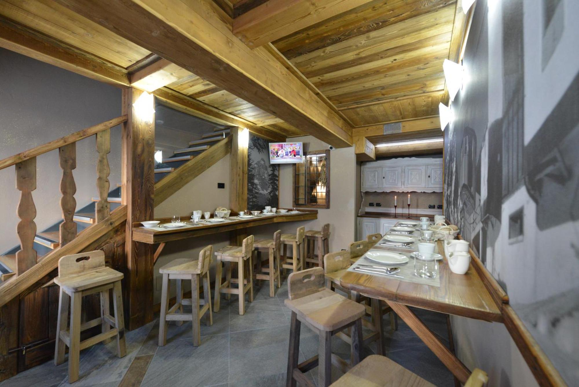 Mollino Rooms Breuil-Cervinia Bagian luar foto
