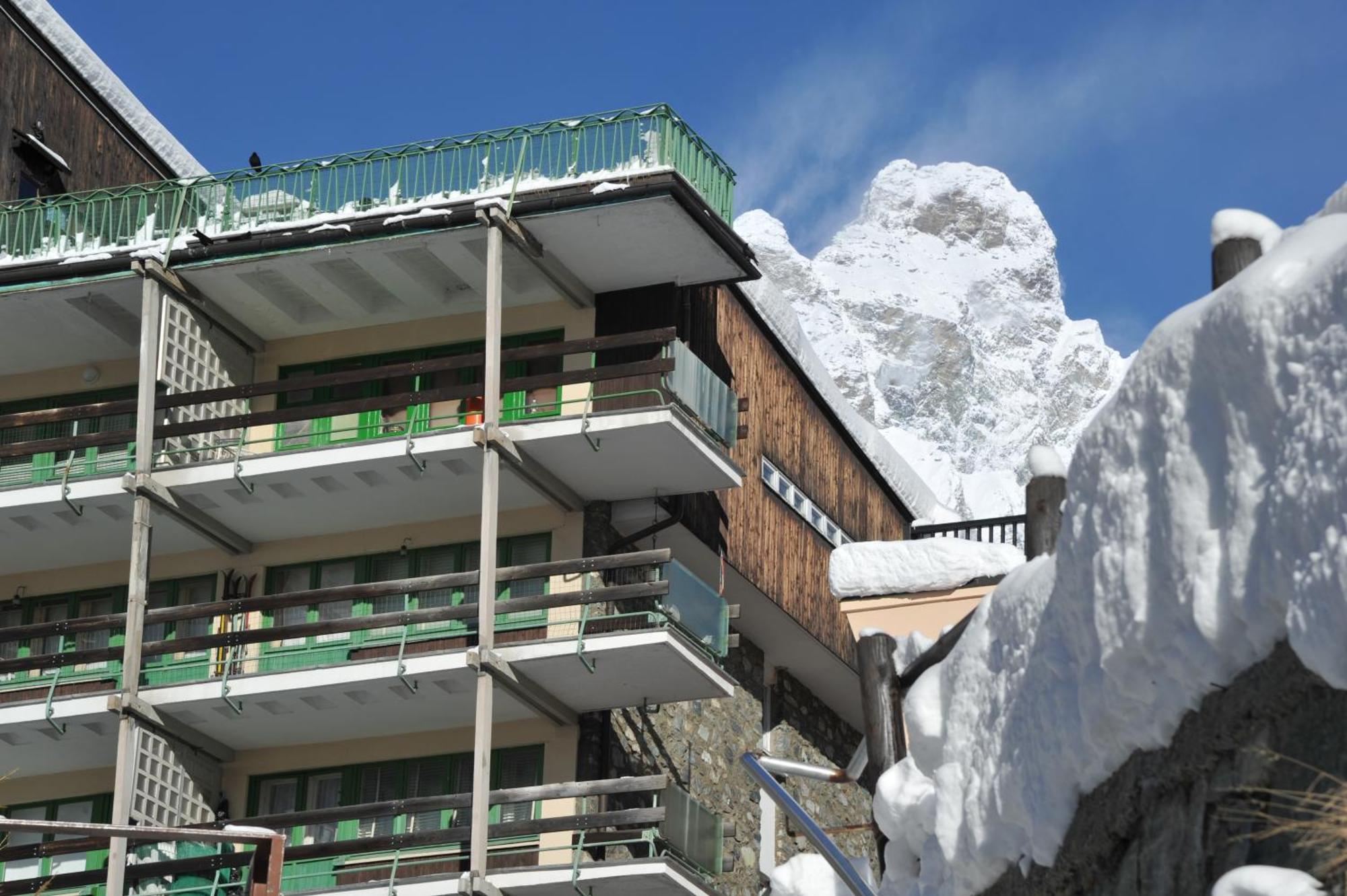 Mollino Rooms Breuil-Cervinia Bagian luar foto