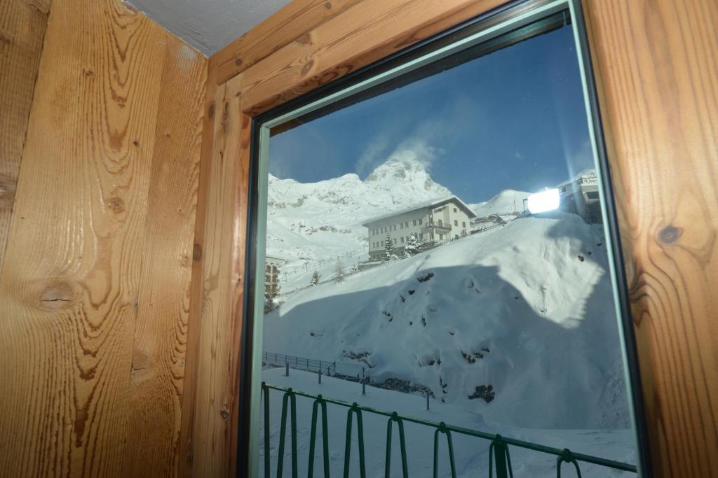 Mollino Rooms Breuil-Cervinia Ruang foto